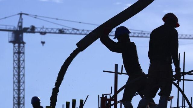 Sektörel güven hizmette arttı, perakende ve inşaatta azaldı