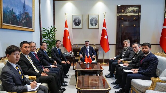 Cumhurbaşkanı Yardımcısı Yılmaz, Çin heyetini kabul etti