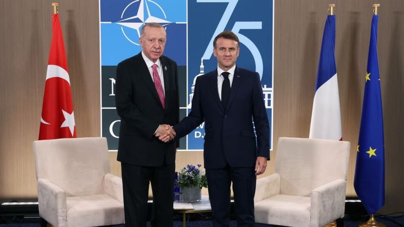 Cumhurbaşkanı Erdoğan, Macron ile görüştü - 18 Aralık 2024