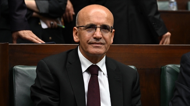 Bakan Şimşek: Programımıza duyulan güvenle beklentiler iyileşiyor