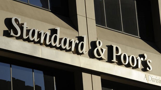 S&P Türkiye’nin kredi notunu yükseltti