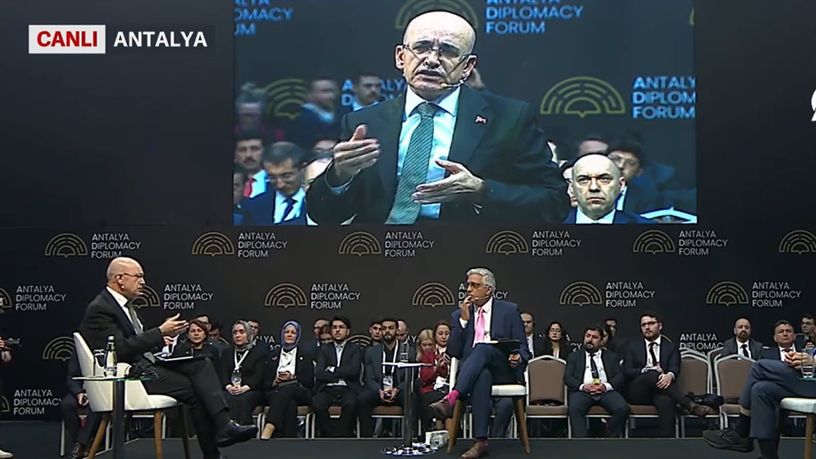Bakan Şimşek: Korumacılık uzun vadeli büyümeye darbe vuracak