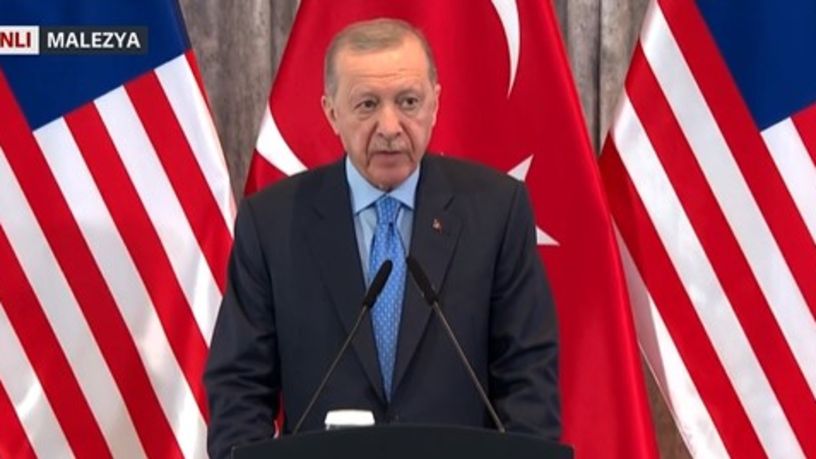 Cumhurbaşkanı Erdoğan: Malezya ile farklı alanlarda 11 anlaşma imzaladık