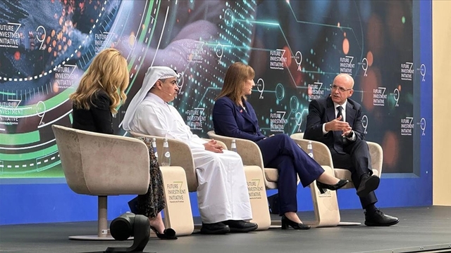 Bakan Şimşek: Küresel teknoloji devlerini ülkeye çekmeye çalışıyoruz