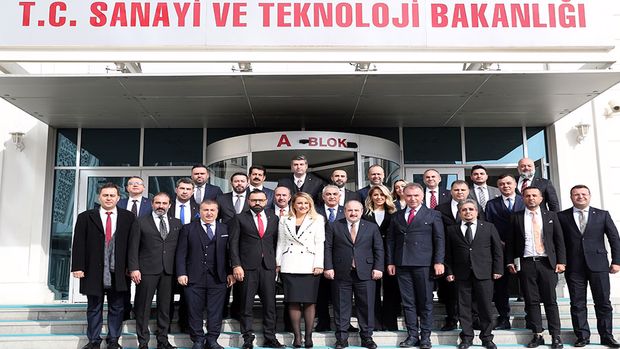 Sanayi ve Teknoloji Bakanı Mustafa Varank, TÜGİK Genel Başkanı Erkan Güral ve beraberindeki heyeti kabul etti.